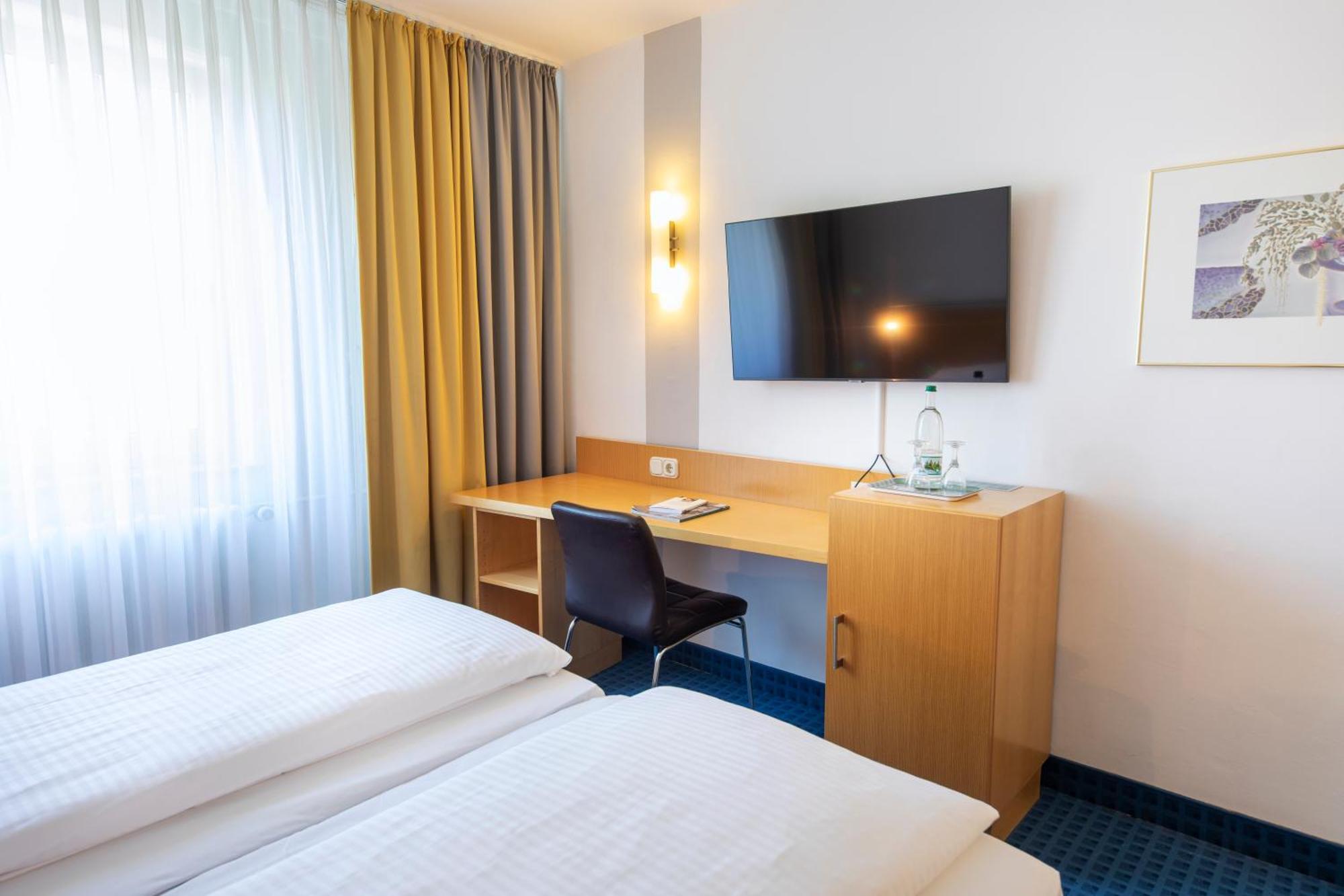 Achat Hotel Suhl Dış mekan fotoğraf