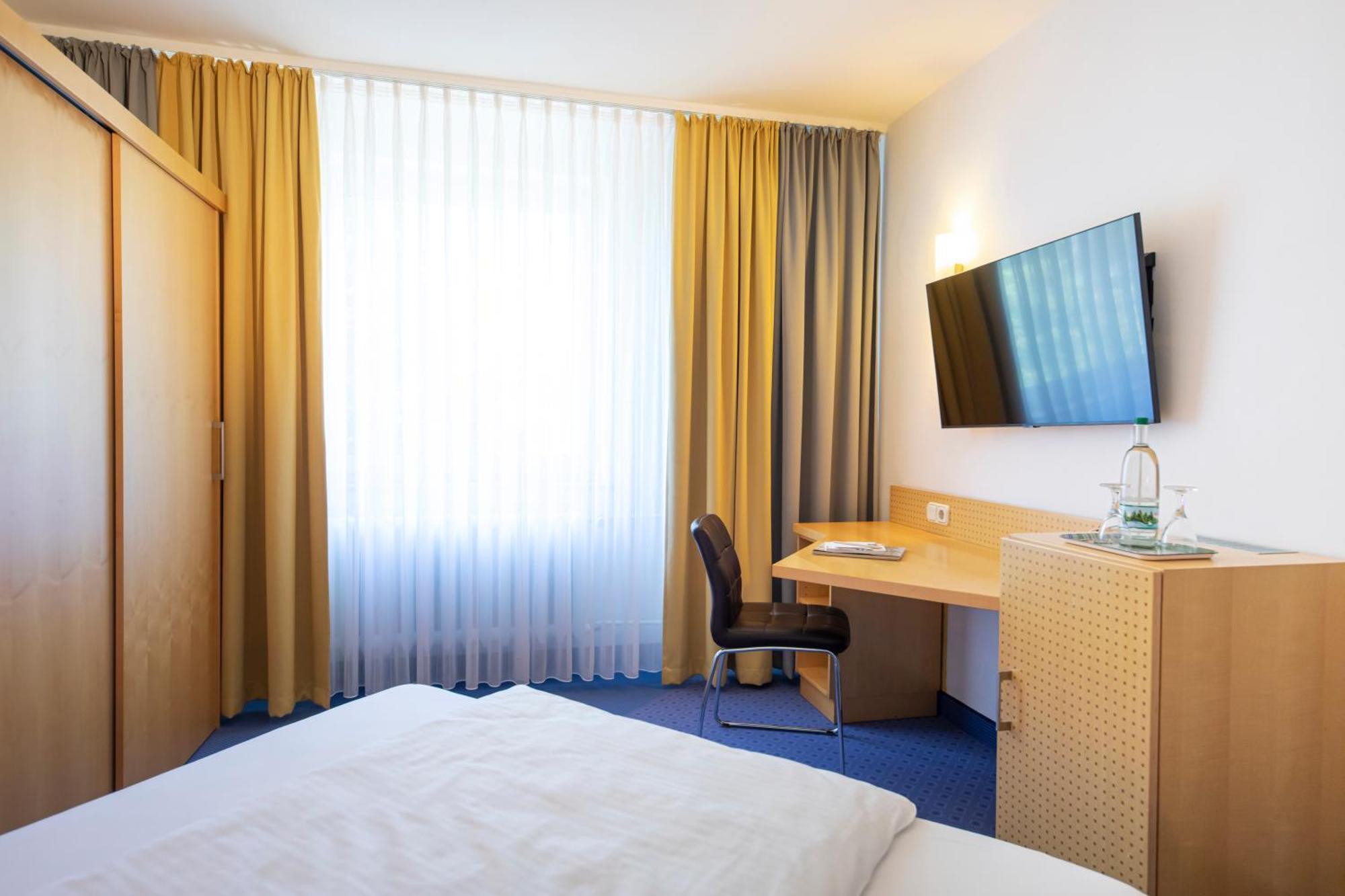 Achat Hotel Suhl Dış mekan fotoğraf