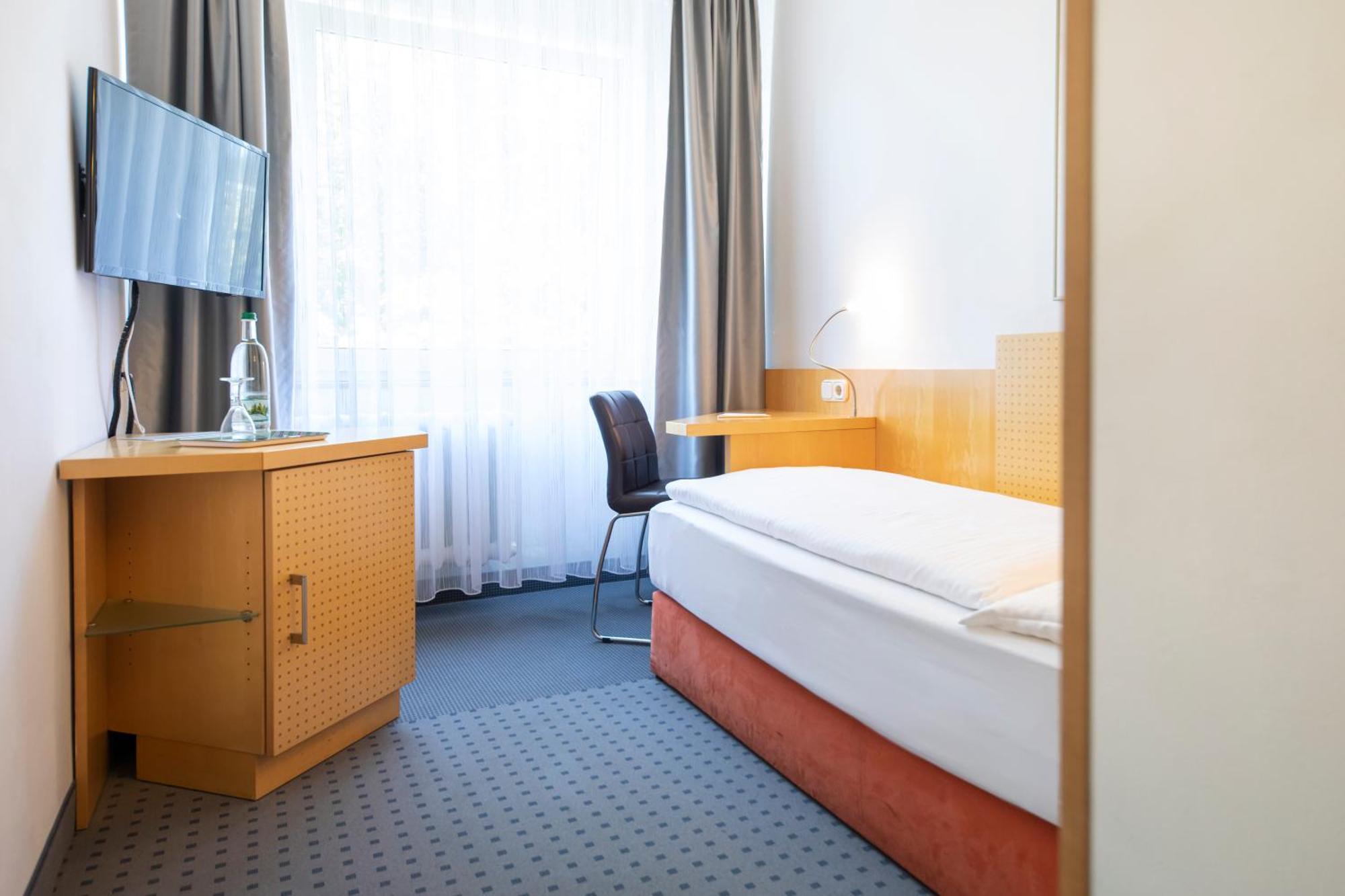 Achat Hotel Suhl Dış mekan fotoğraf